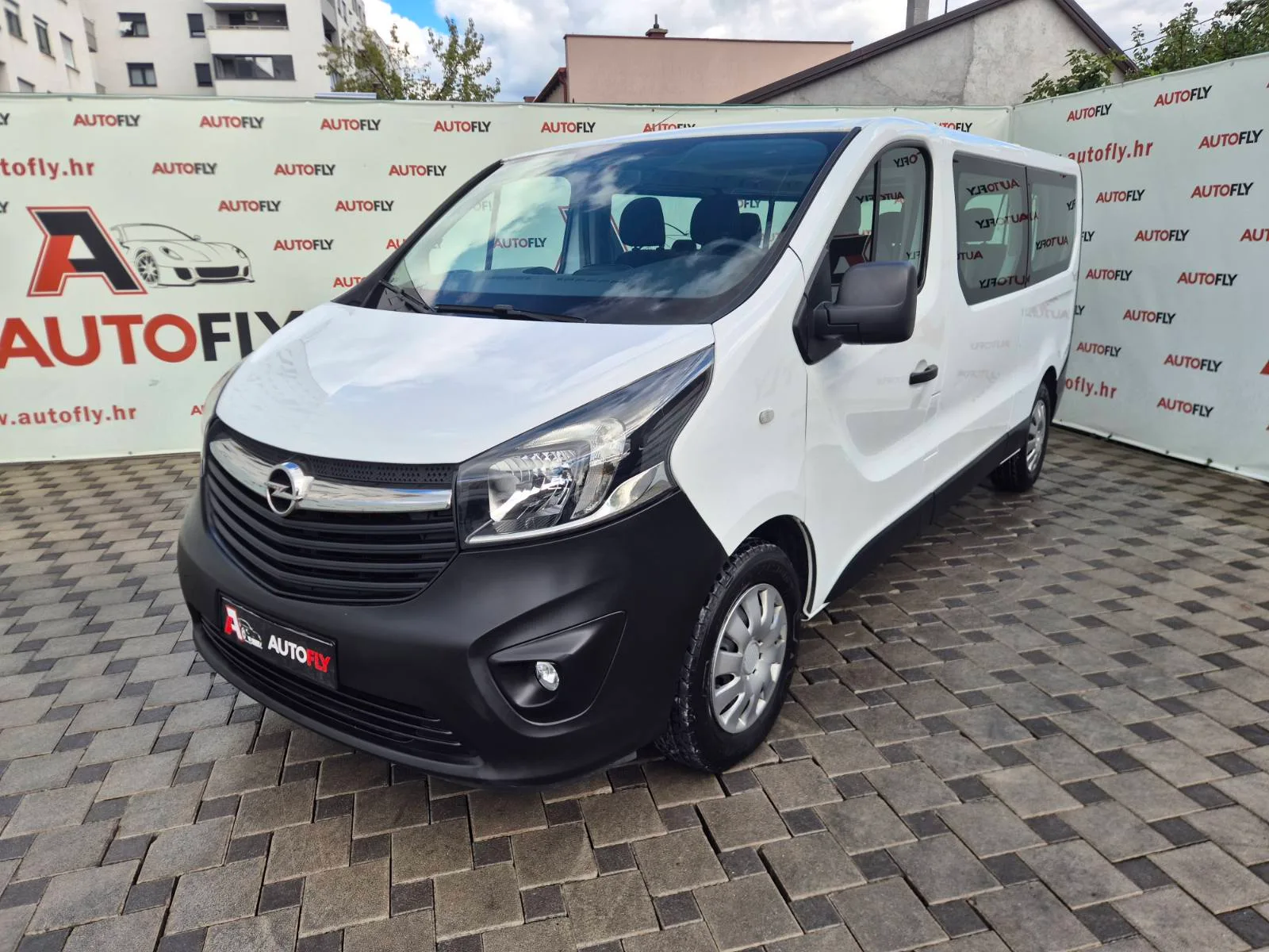 Opel Vivaro 2018 – fotografija 1