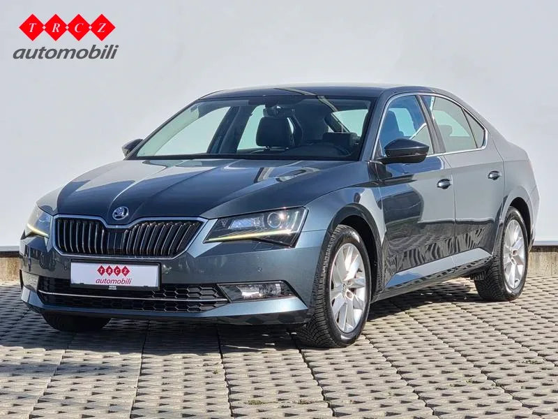Škoda Superb 2017 – fotografija 1