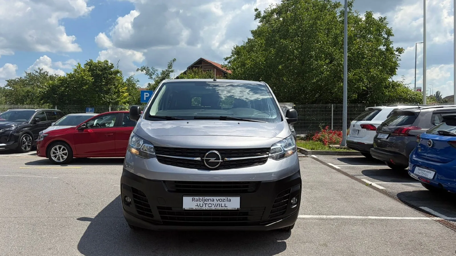 Opel Vivaro Combi 2021 – fotografija 2