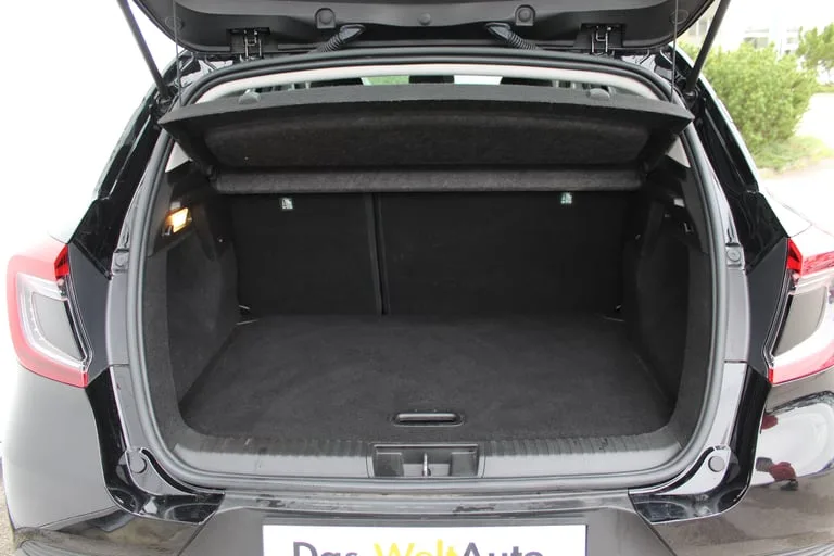 Renault Captur 2021: fotografija 12