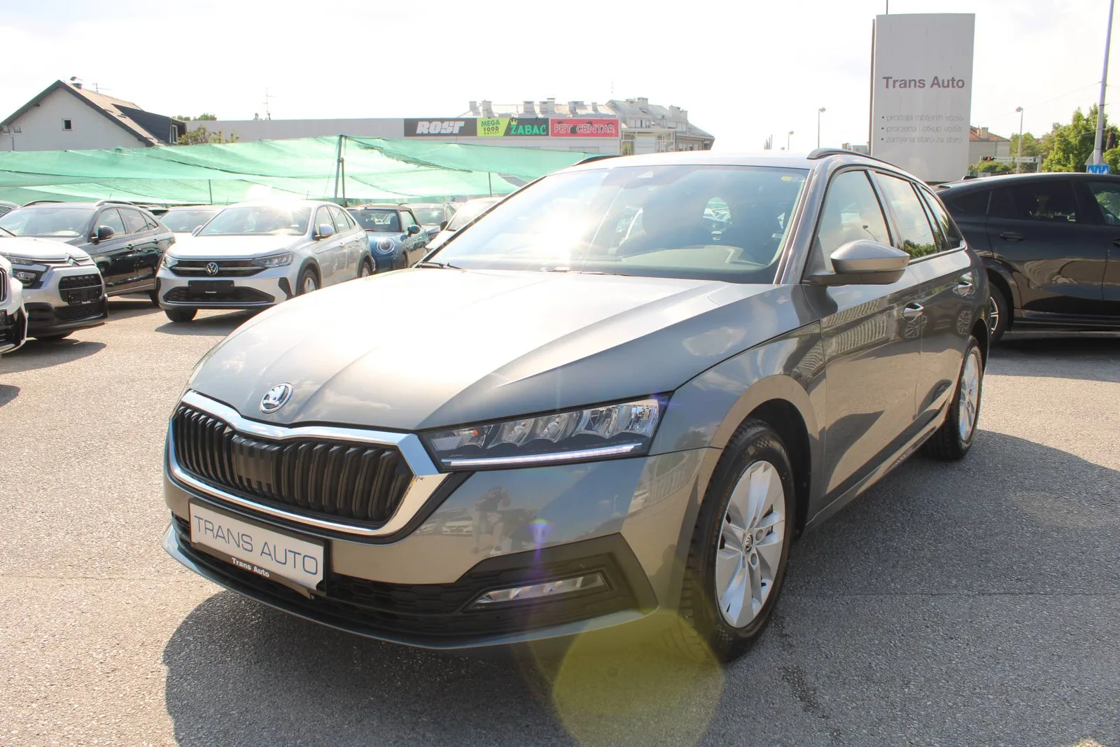 Škoda Octavia Combi 2024 – fotografija 1