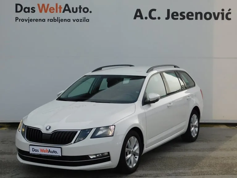 Škoda Octavia Combi 2017: fotografija 1