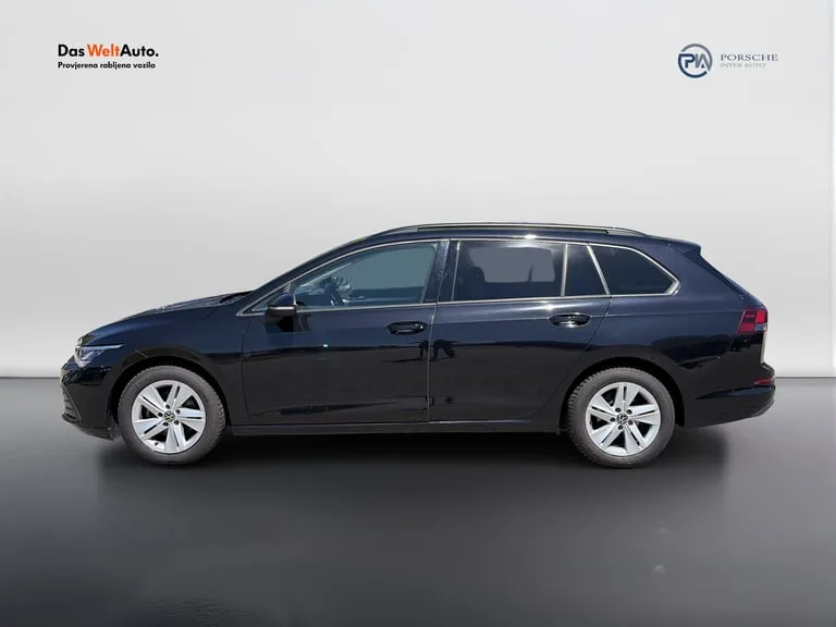 Volkswagen Golf 2021: fotografija 2