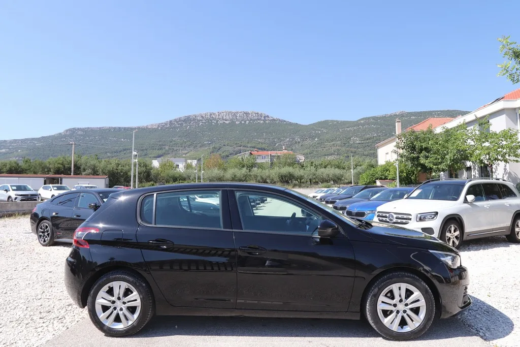 Peugeot 308 2019 – fotografija 2