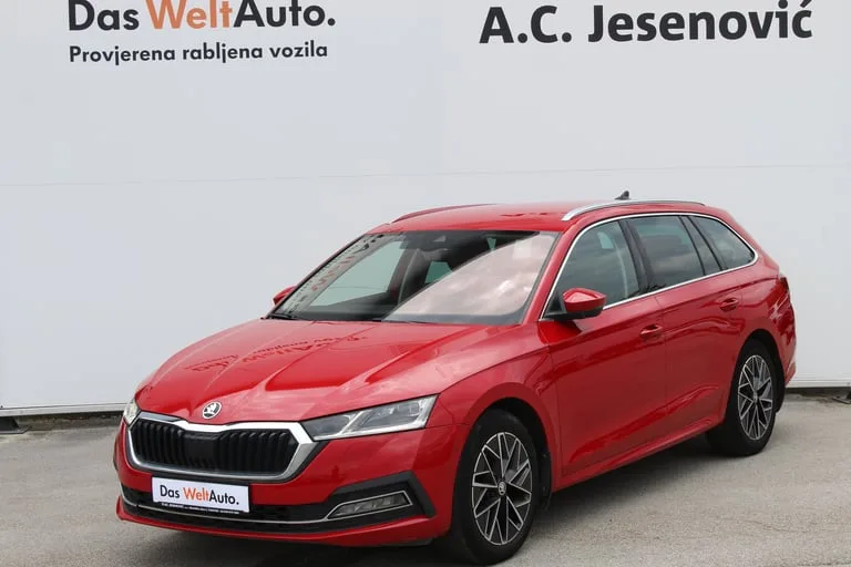Škoda Octavia Combi 2022: fotografija 1