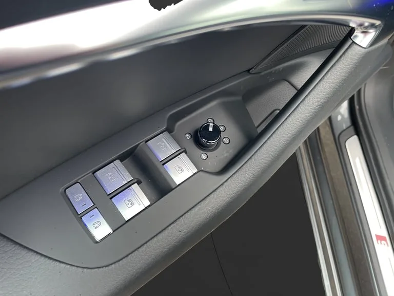 Audi S6 2026: fotografija 21