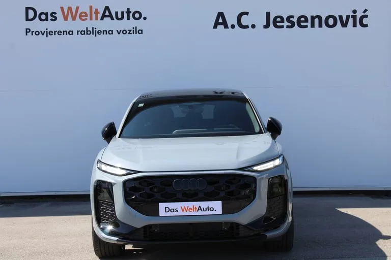 Audi Q3 2026: fotografija 2