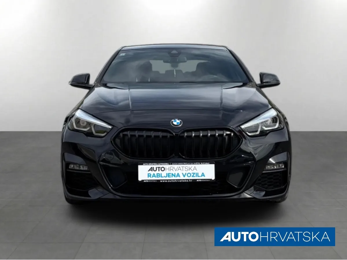 BMW Serija 2 0 – fotografija 2