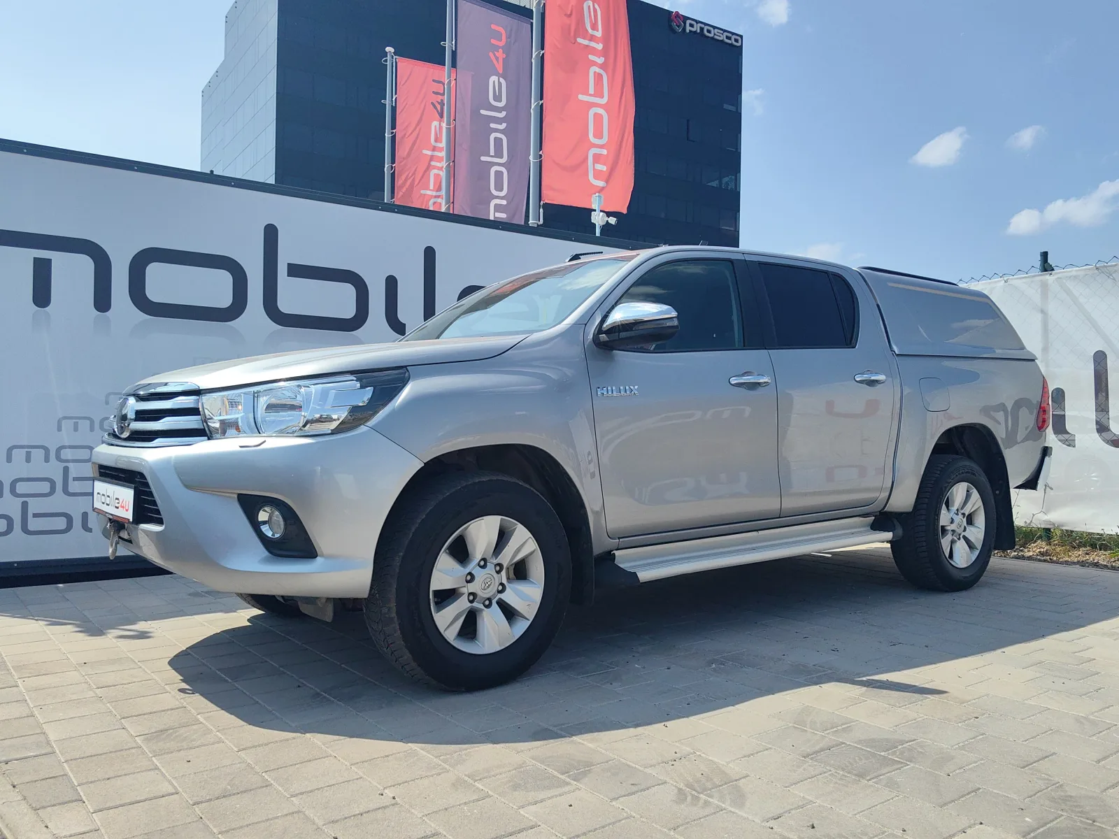 Toyota Hilux 2019 – fotografija 1