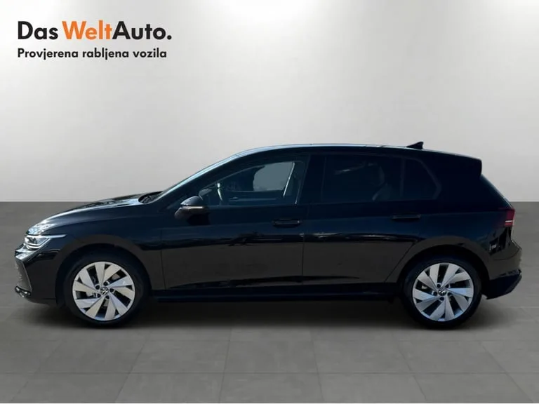 Volkswagen Golf VIII 2026: fotografija 2