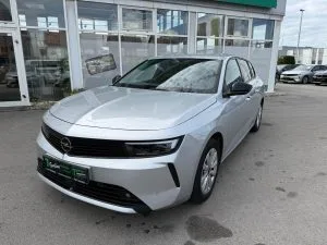 Opel Astra 2024 – fotografija 1