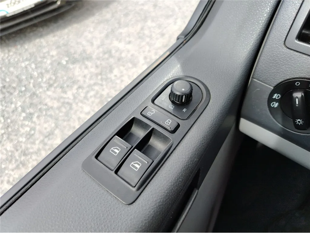 Volkswagen Transporter2.0 2014 – fotografija 17