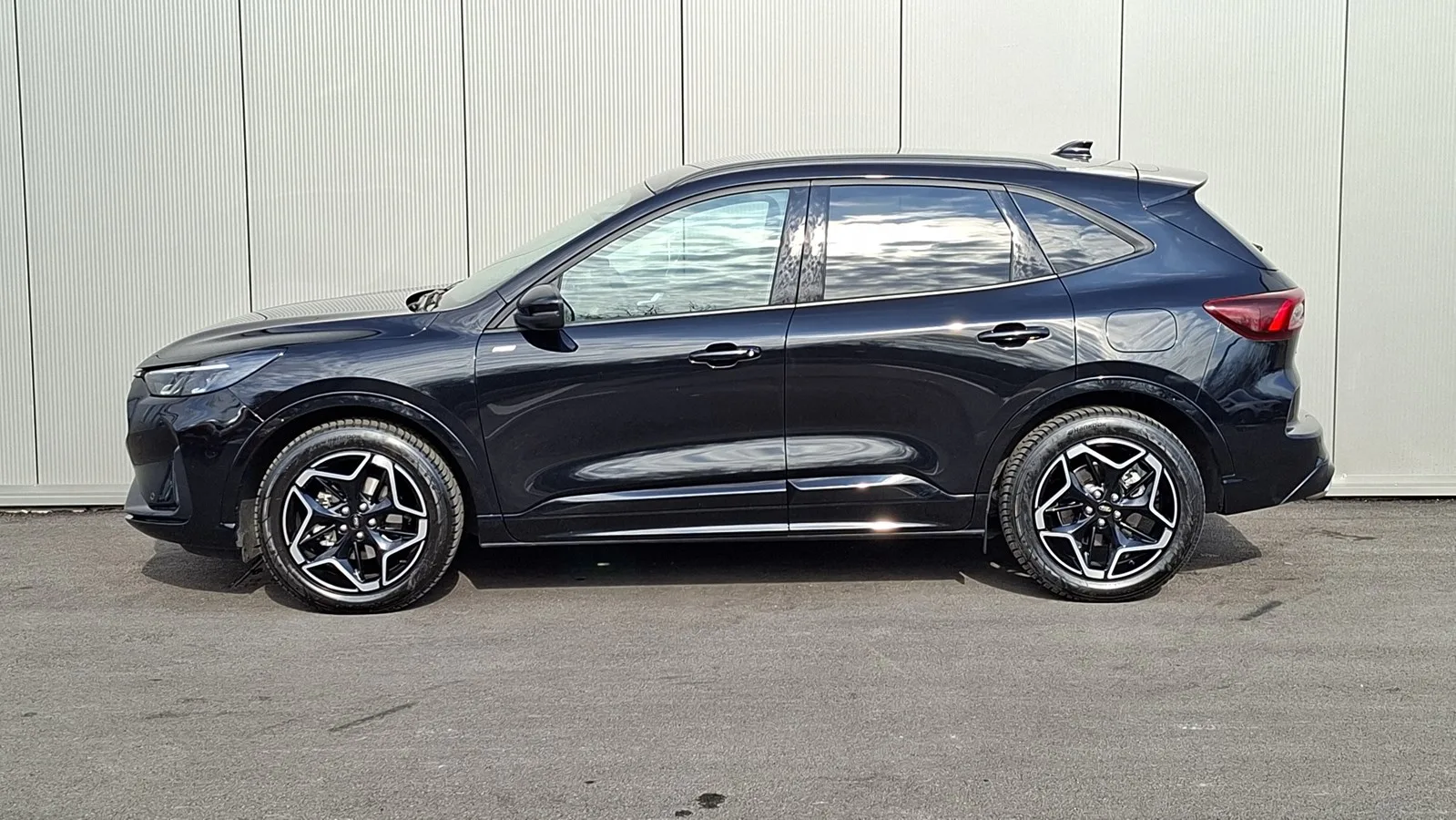 Ford Kuga 2024 – fotografija 2