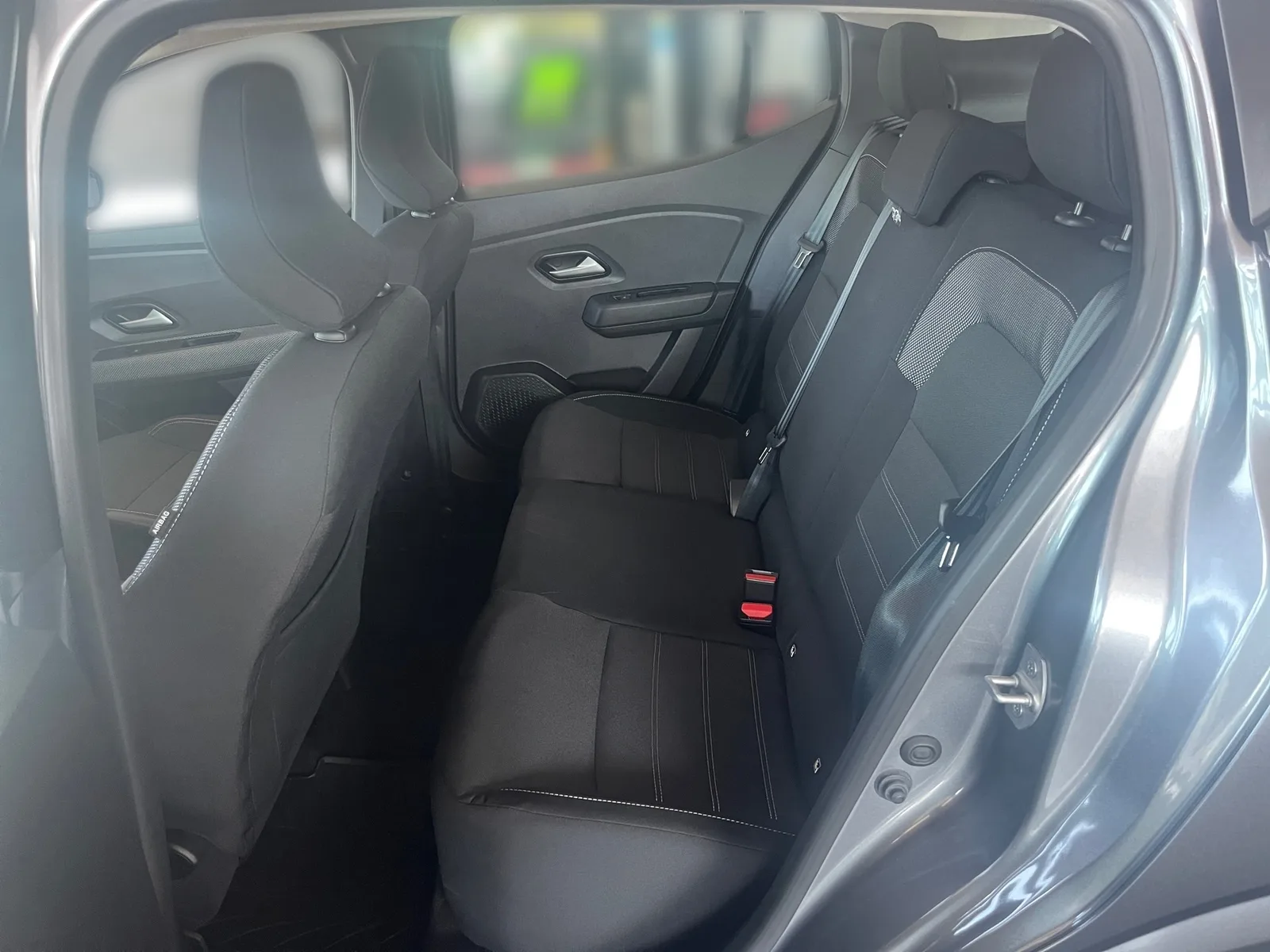 Dacia Sandero 2025: fotografija 20