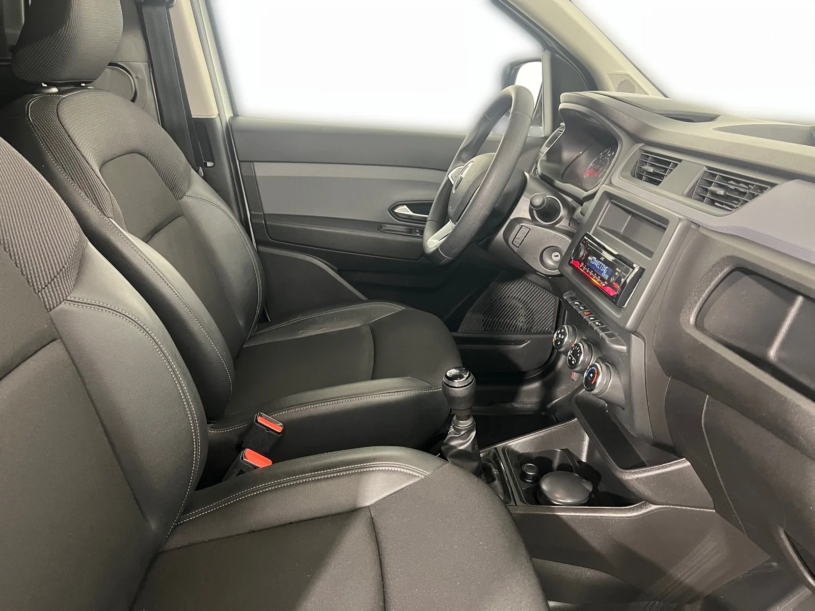 Renault Express 2022 – fotografija 19