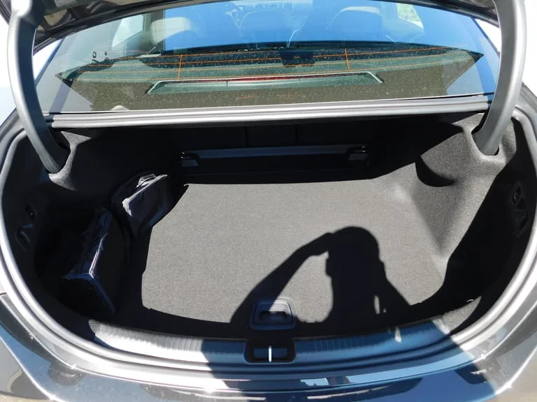Mercedes-Benz C-Klasa 2024: fotografija 17