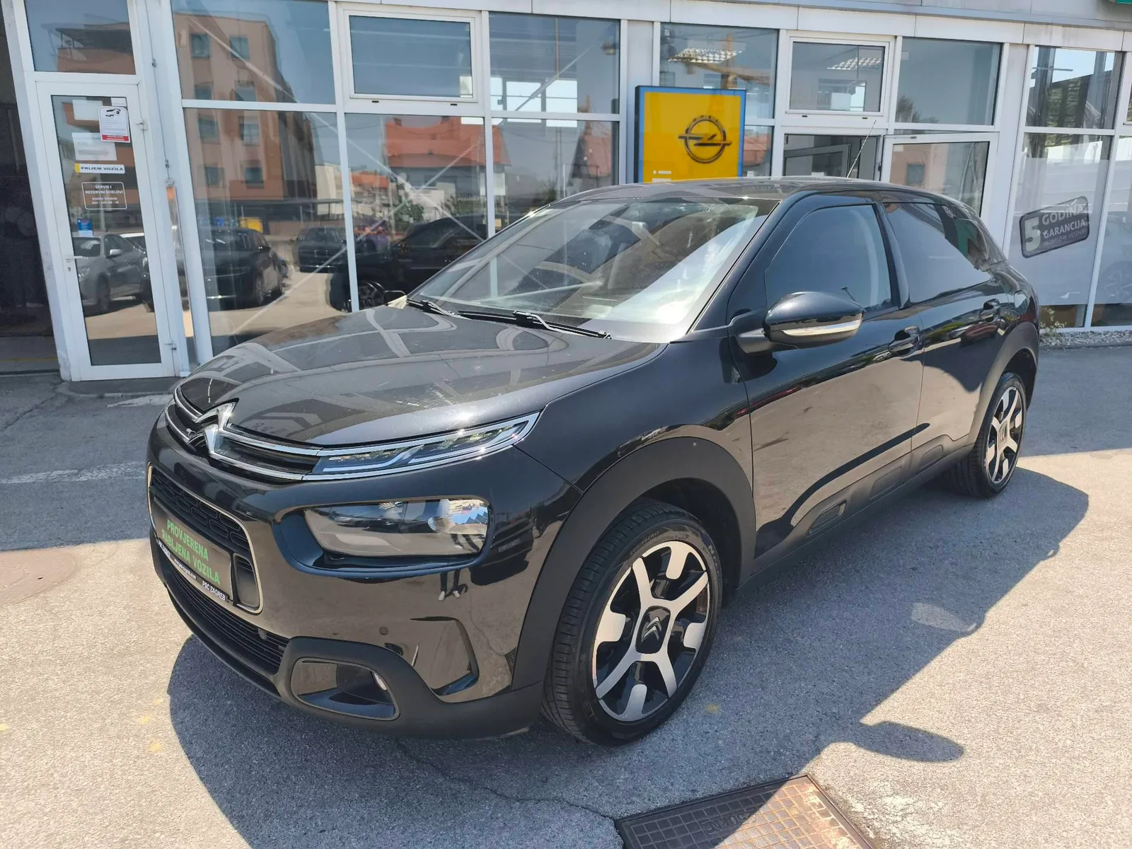 Citroën C4 2018 – fotografija 1