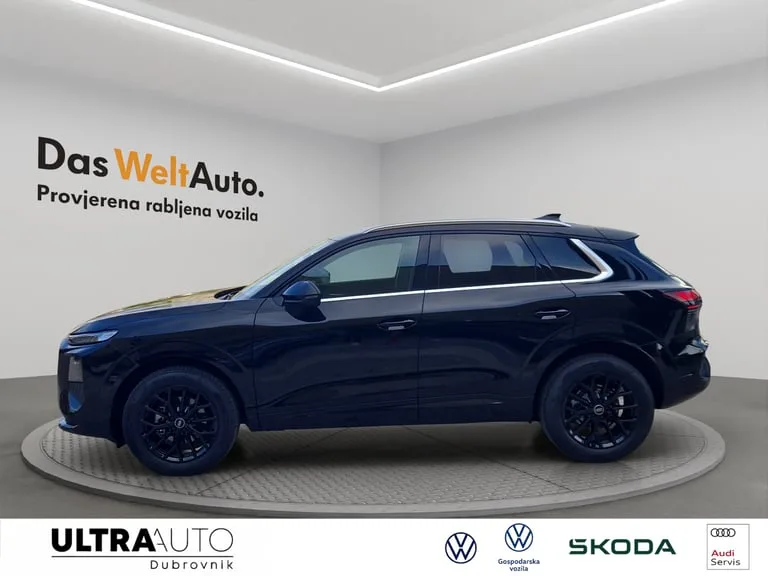 Audi Q3 2026: fotografija 2