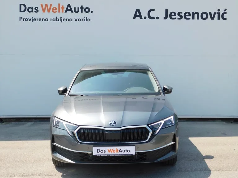 Škoda Octavia 2025: fotografija 2