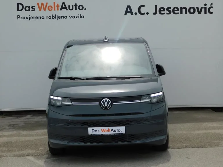 Volkswagen Multivan 2025: fotografija 2