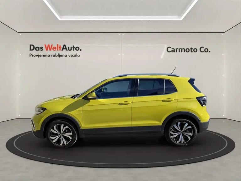 Volkswagen T-Cross 2024: fotografija 2