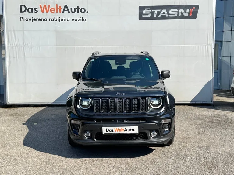 Jeep Renegade 2022: fotografija 2
