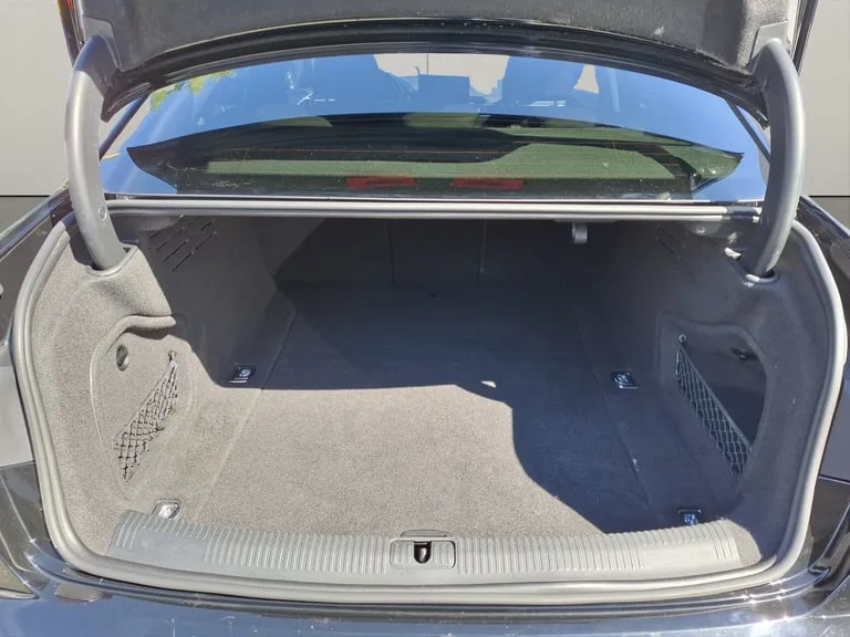 Audi A4 2022: fotografija 19