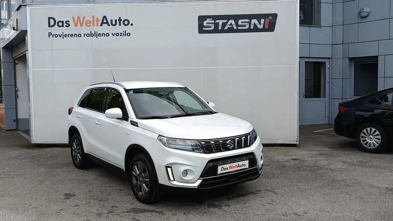 Suzuki Vitara 2023: fotografija 2