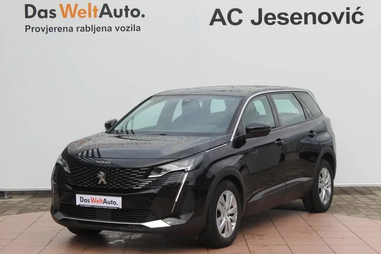 Peugeot 5008 2021: fotografija 1
