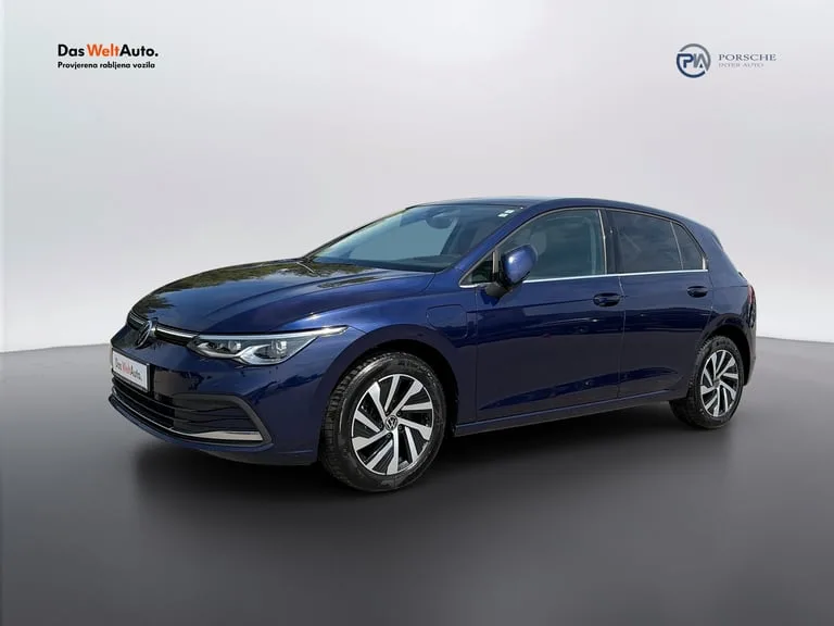 Volkswagen Golf VIII