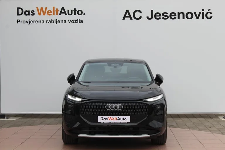 Audi Q3 2026: fotografija 2