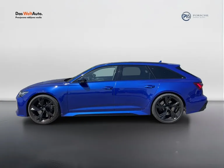 Audi RS6 2022: fotografija 2