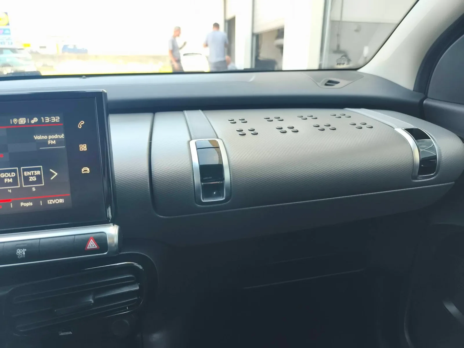 Citroën C4 2018 – fotografija 18