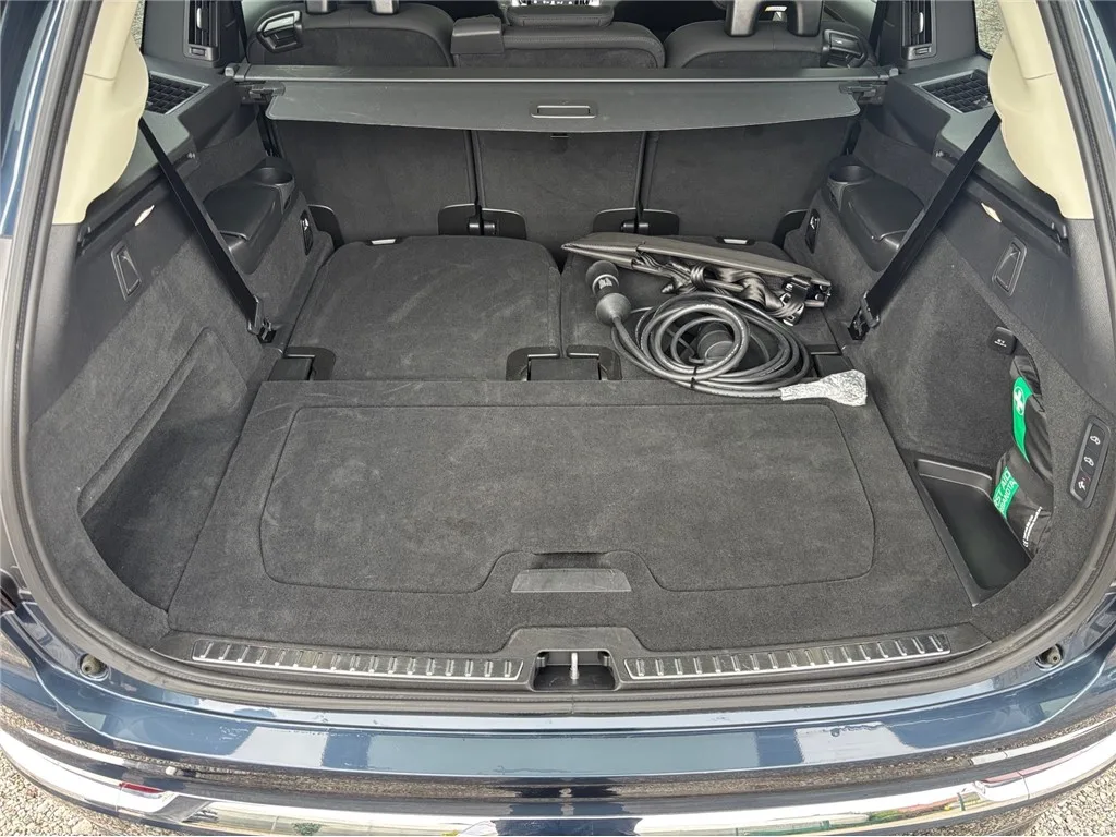Volvo XC90 2025: fotografija 20