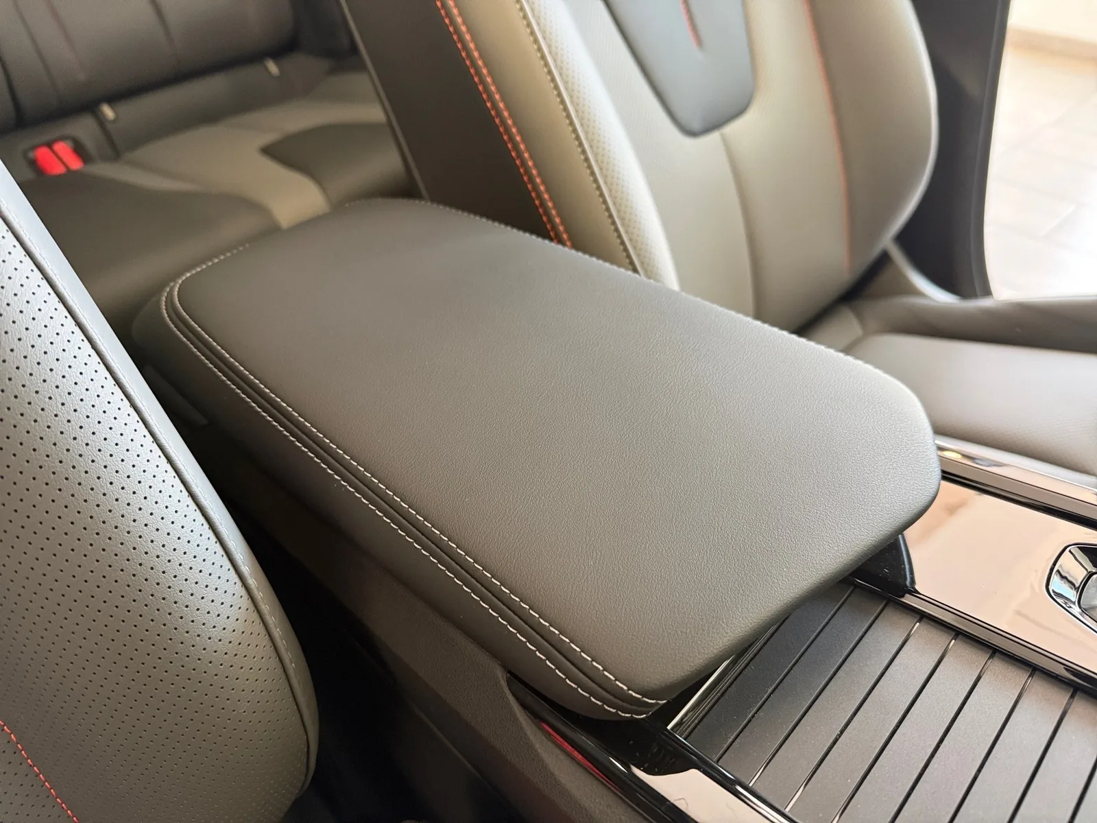 Geely Cityray 2026: fotografija 43