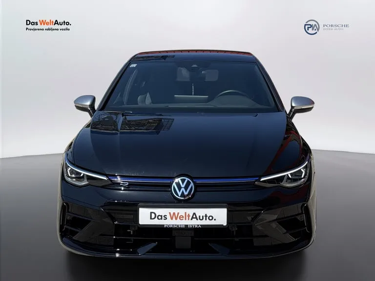Volkswagen Golf VIII 2025: fotografija 2