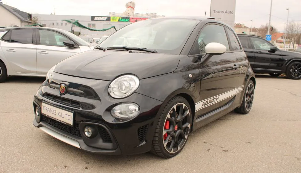 Abarth 695 2017 – fotografija 1