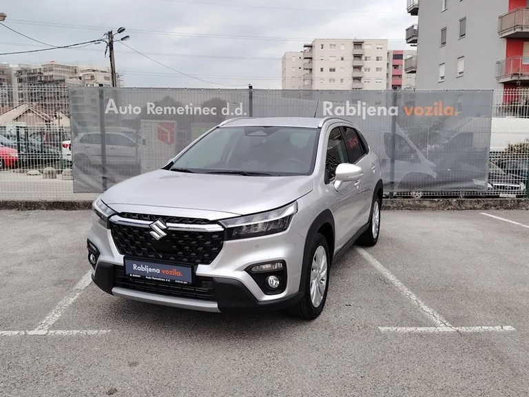 Suzuki S-Cross