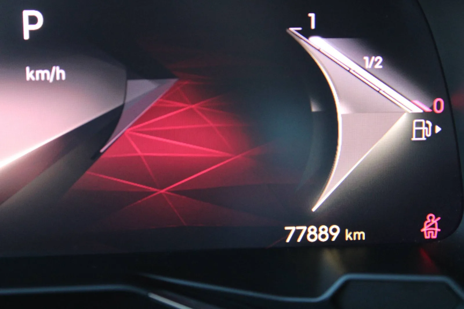 DS Automobiles DS7 2023 – fotografija 24