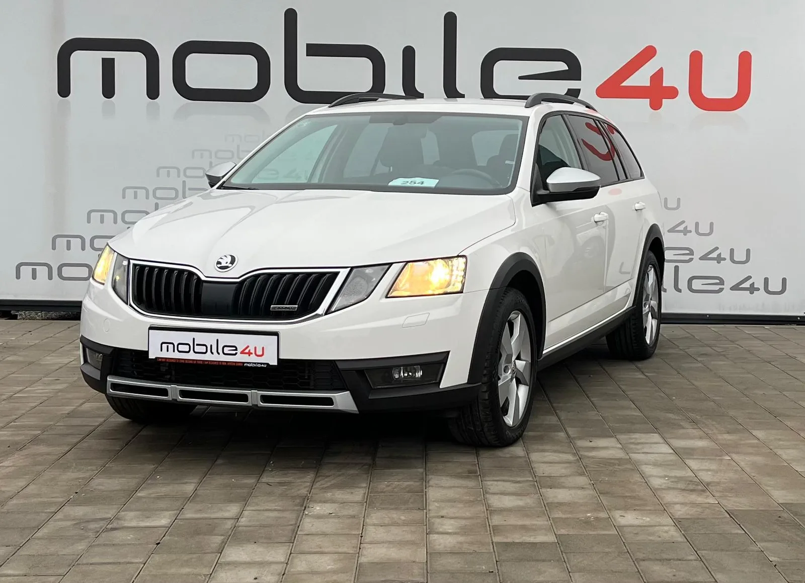 Škoda Octavia 2019: fotografija 1