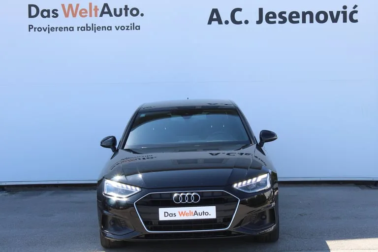 Audi A4 2022: fotografija 2