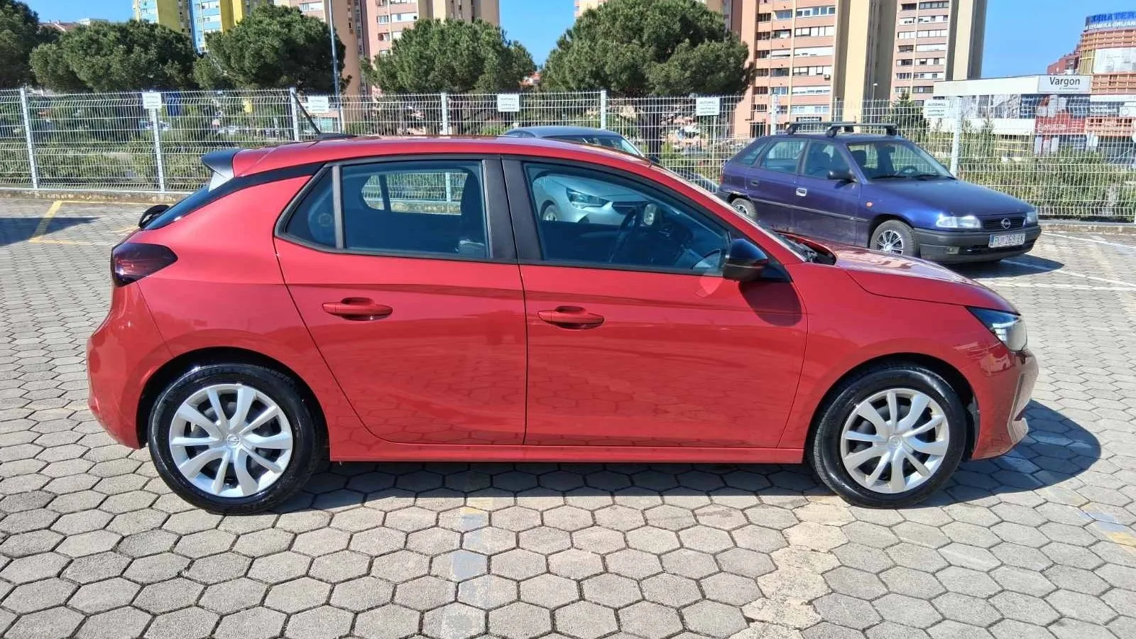 Opel Corsa 2024 – fotografija 2