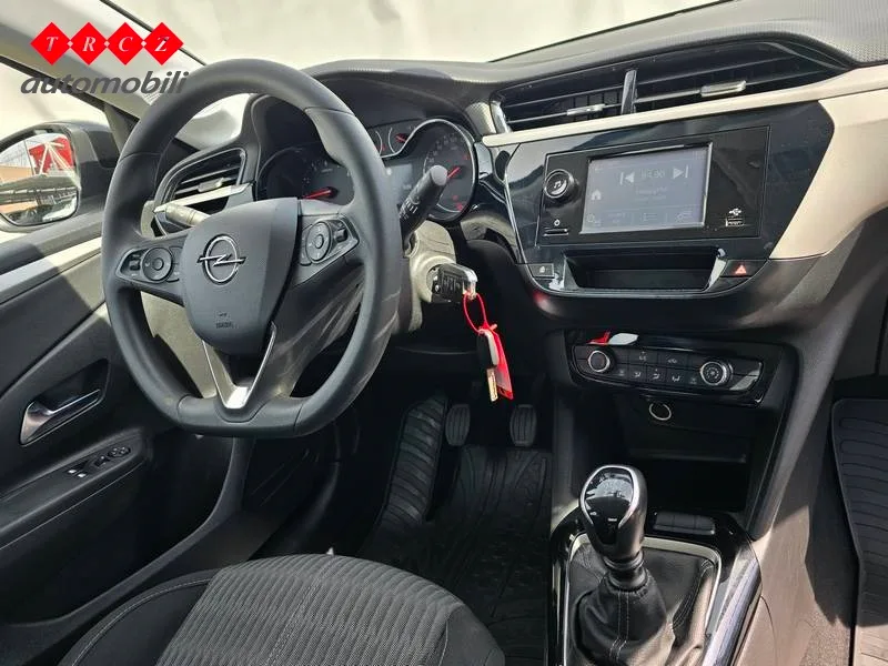 Opel Corsa 2021: fotografija 9