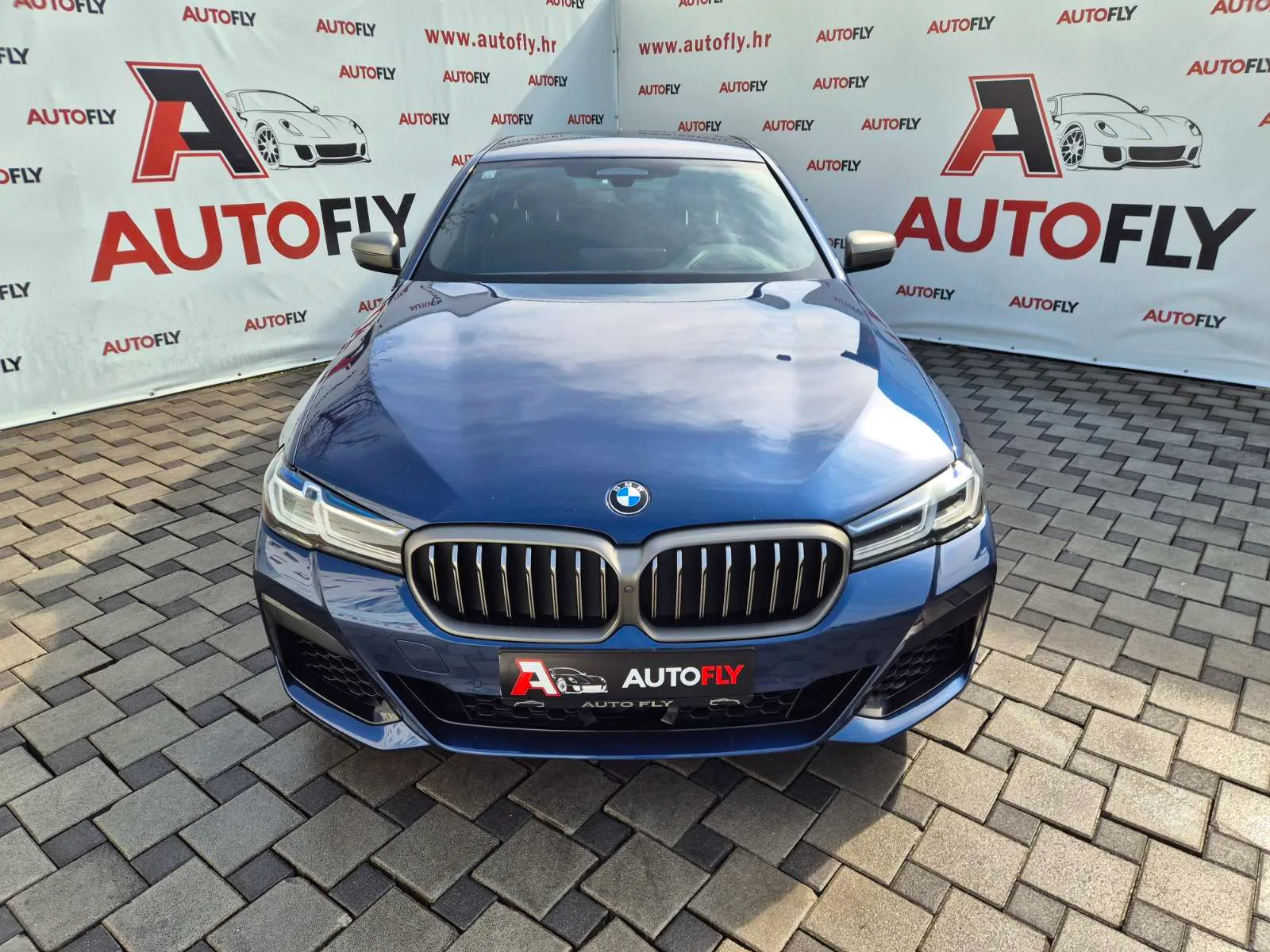 BMW Serija 5 2020 – fotografija 2