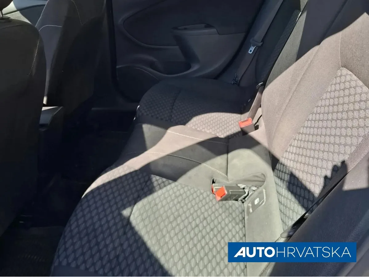 Opel Astra 2018 – fotografija 11