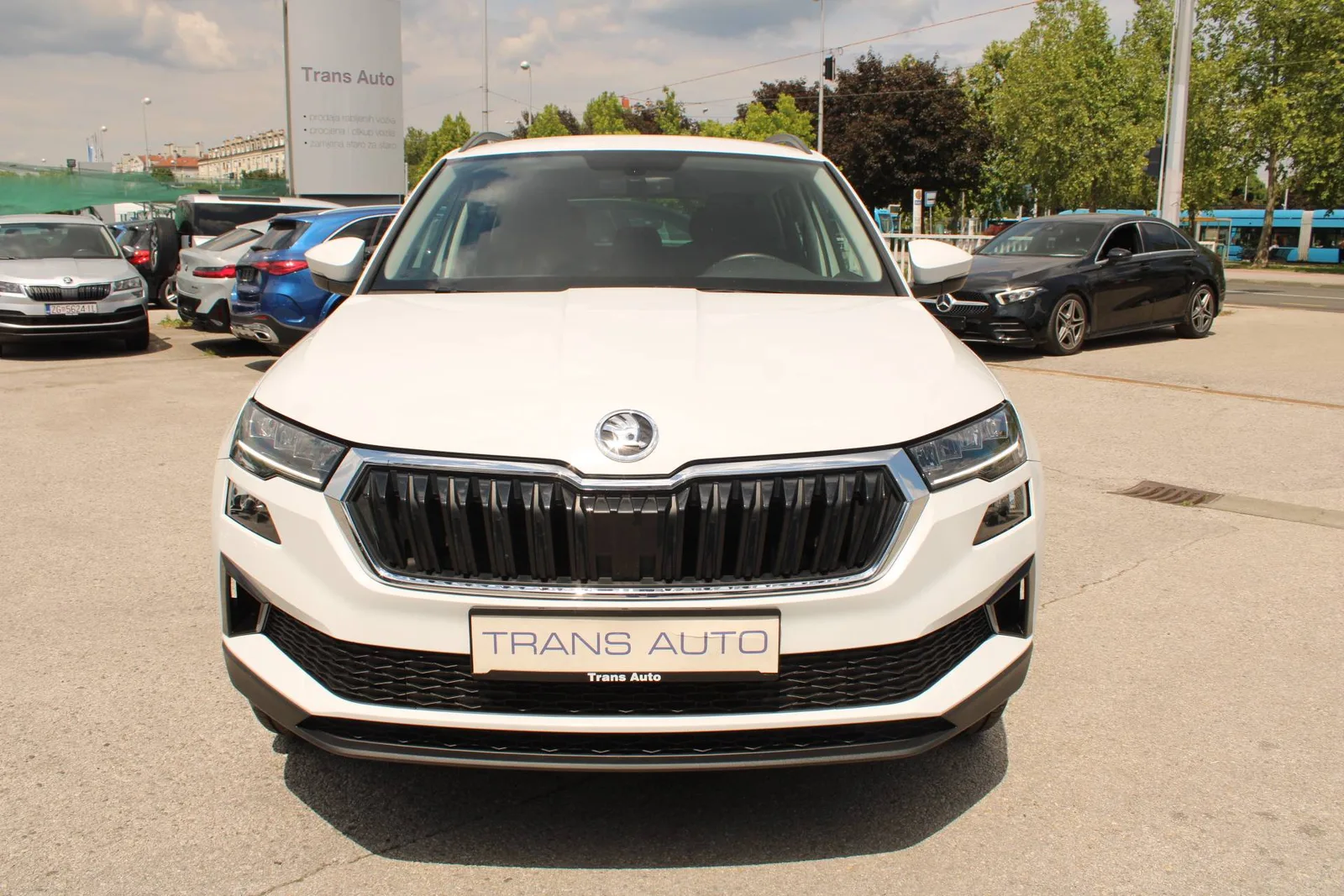 Škoda Karoq 2023 – fotografija 2