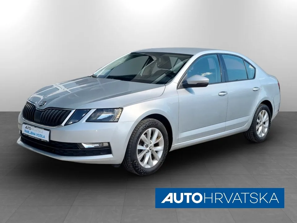 Škoda Octavia 2019: fotografija 1