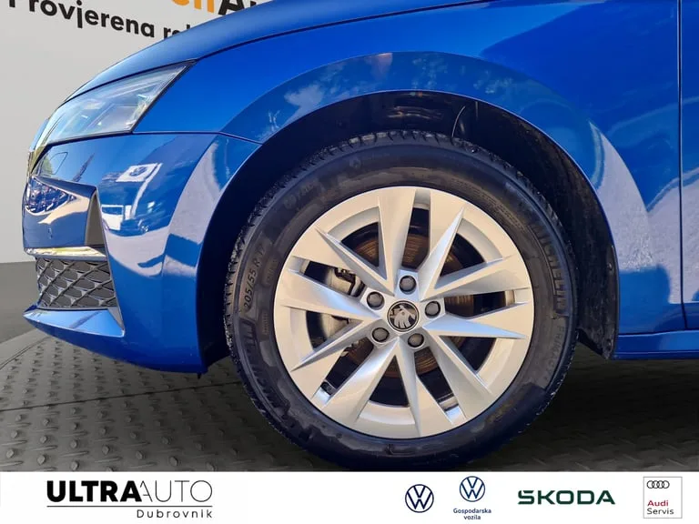 Škoda Octavia 2025: fotografija 19