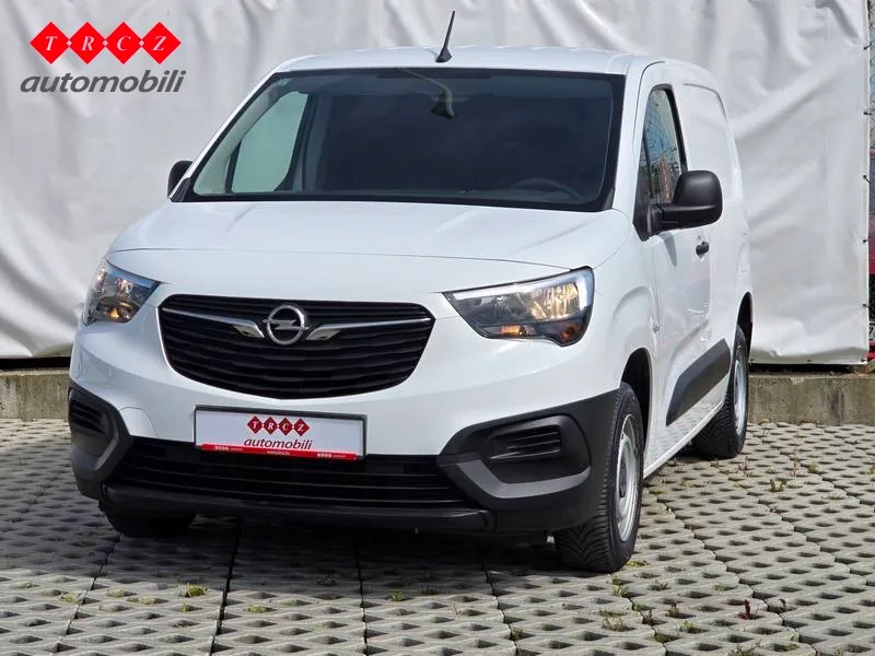 Opel Combo 2021: fotografija 2