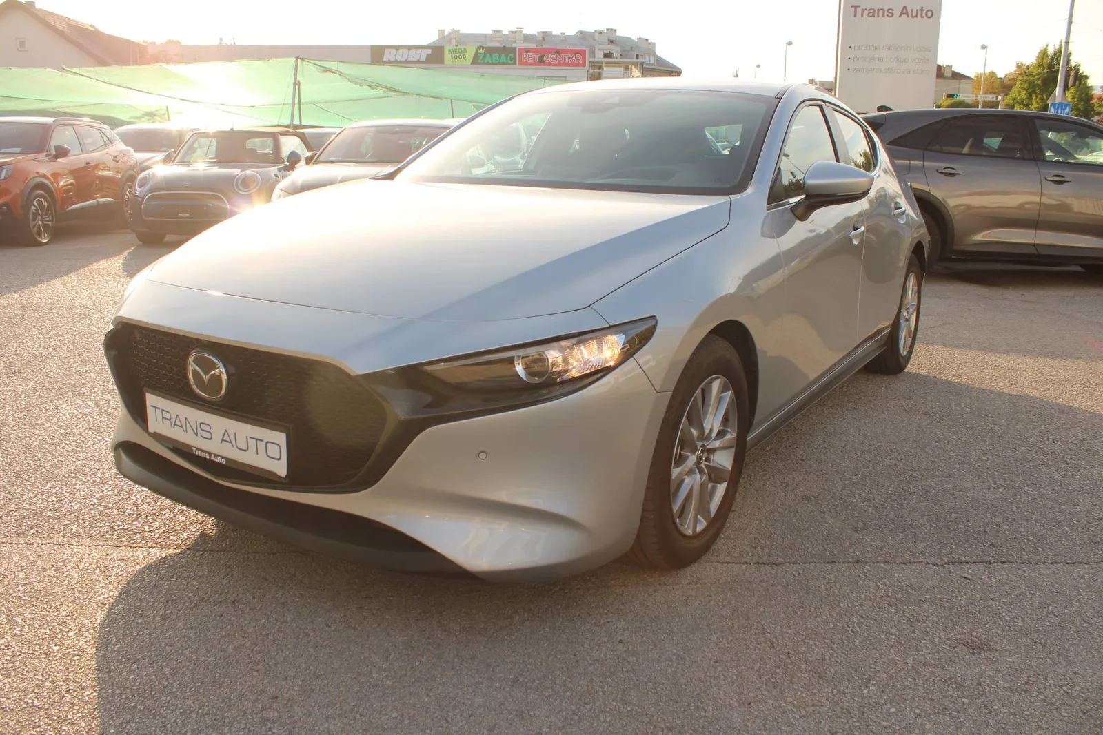 Mazda 3 2023 – fotografija 1